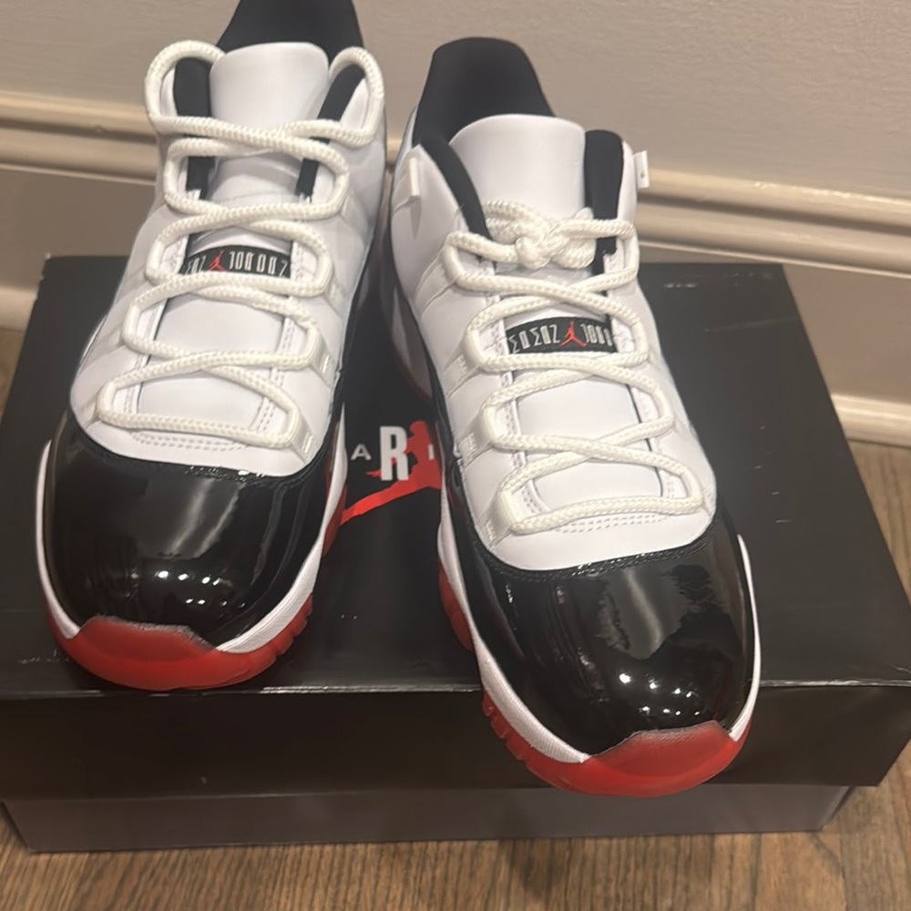Nike Men's Sneakers - Black, White, Red
